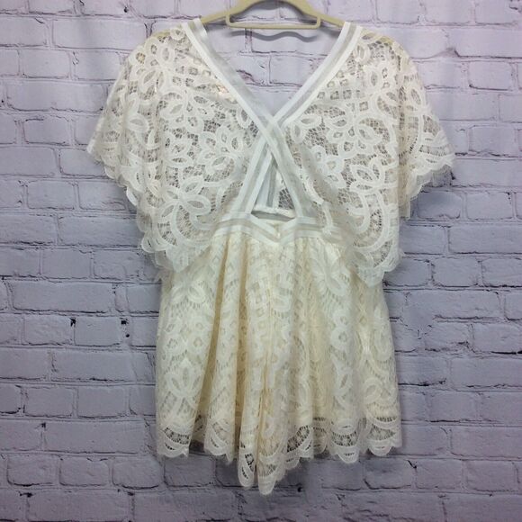Luxxel Romper Women's Sz L Ivory Lace Sheer Top Lined Bottom Beachy Boho Festive - Picture 10 of 10